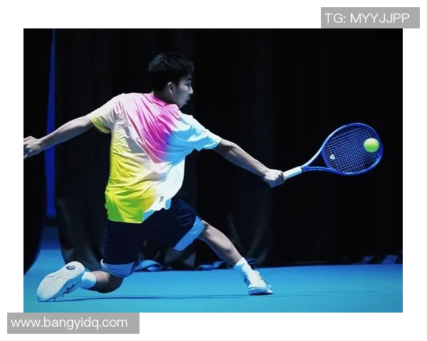 上海网球队以54分领跑邀请赛积分榜展现强劲实力 上海网球队以54分领跑邀请赛积分榜展现强劲实力