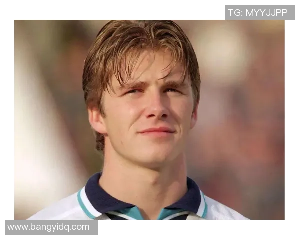 美国足球明星美貌与实力并存的魅力排名解析 美国足球明星美貌与实力并存的魅力排名解析