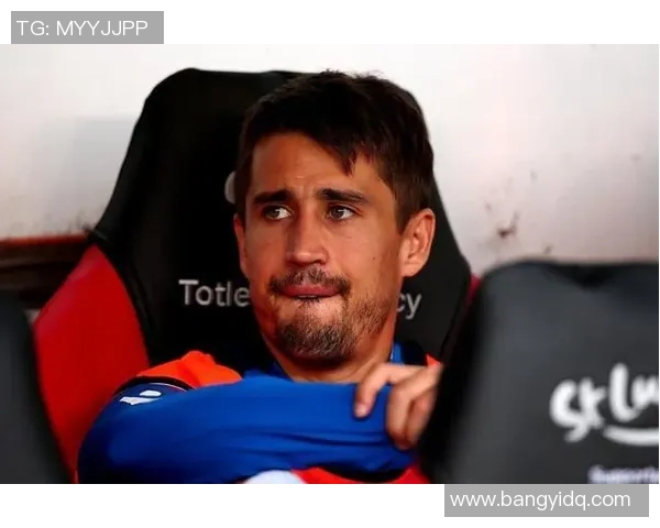 足球明星神秘面纱下的魅力瞬间大揭秘,精彩图片尽在其中 足球明星神秘面纱下的魅力瞬间大揭秘,精彩图片尽在其中