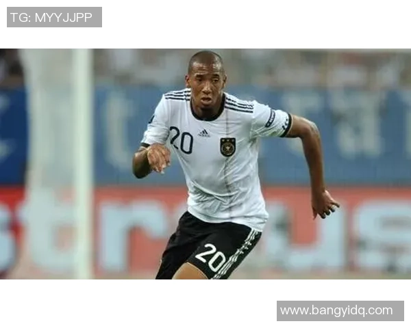 平行世界中的足球明星们如何影响我们的现实与梦想